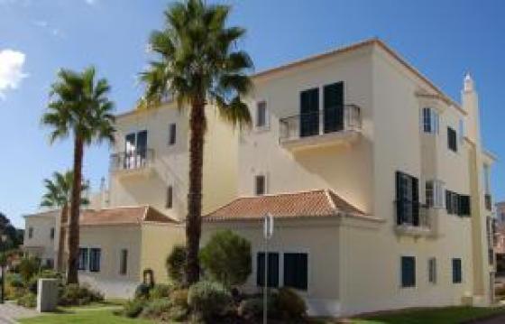 Holiday Properties in Vale Do 4