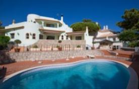 Holiday Properties in Vale Do1